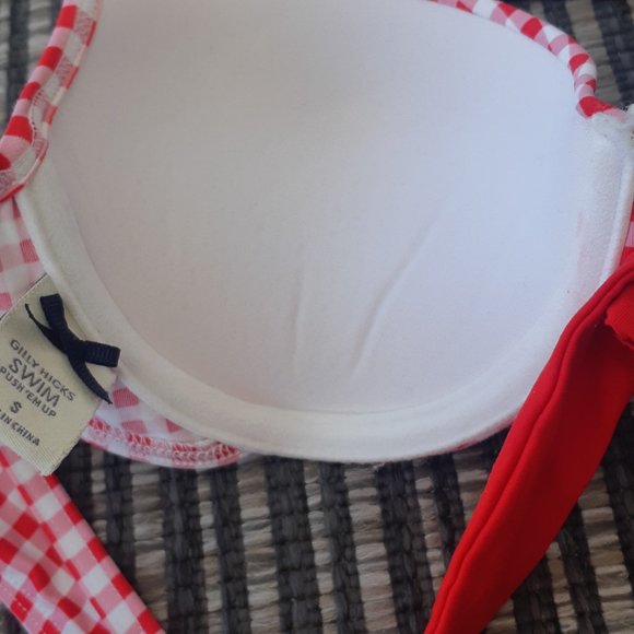 Gilly HIcks Bikini Set - Size S top, Size XS bottom - Picture 10 of 12